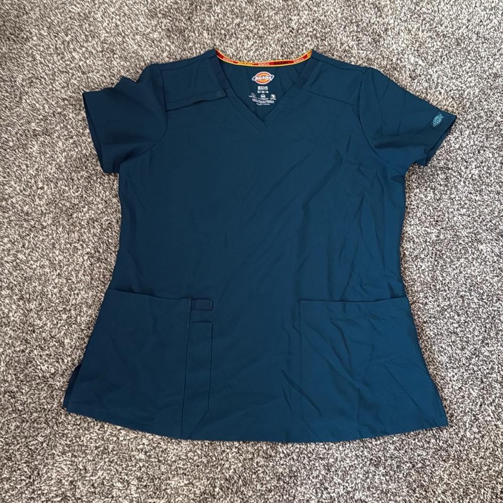 Womens Dickies EDS Scrub Set - Picture 2 of 5